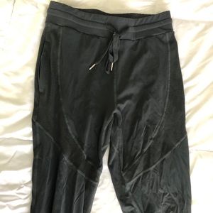 Buff Bunny Wanderlust Joggers